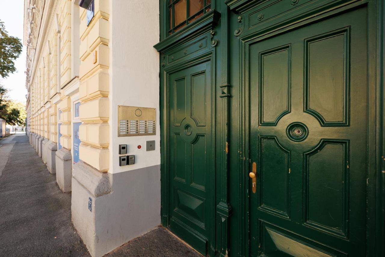 Apartments Next To Schoenbrunn Vienna Luaran gambar