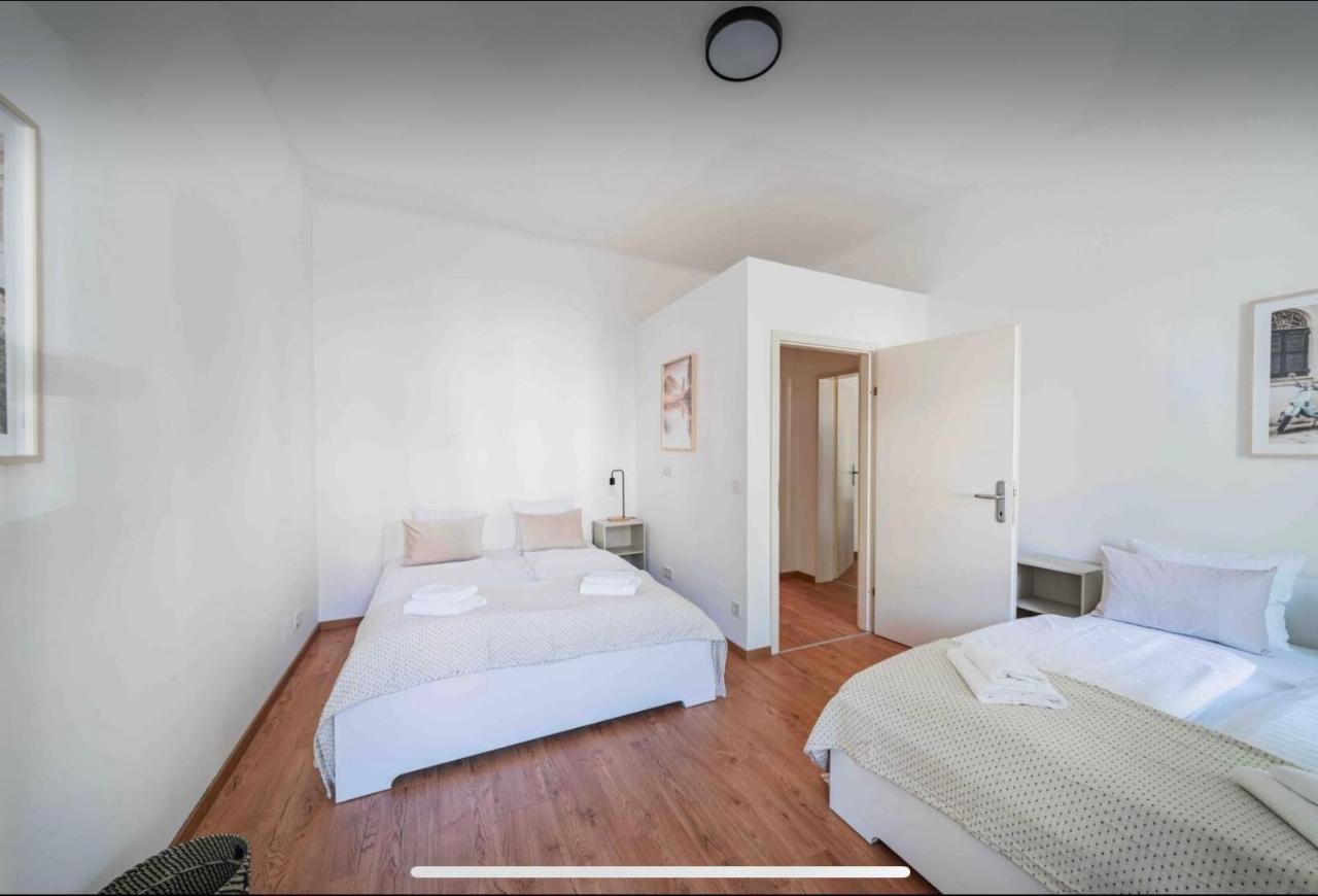 Apartments Next To Schoenbrunn Vienna Luaran gambar